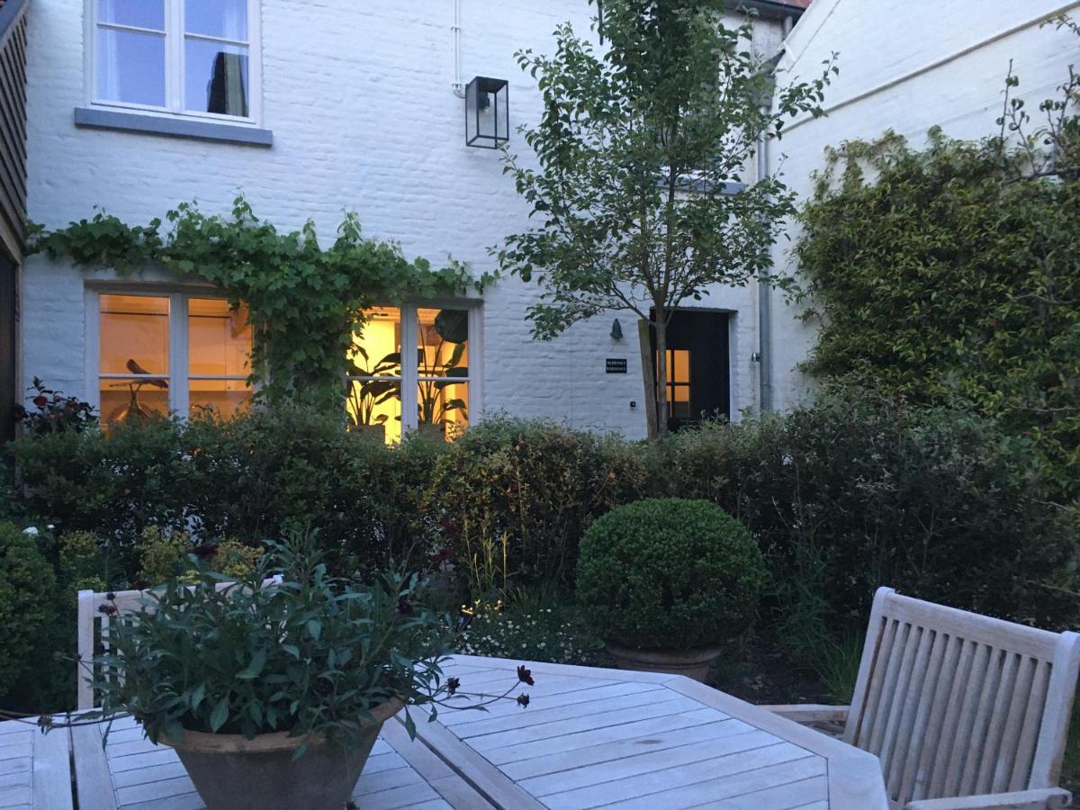 The Herring's - Stylish Private With Breakfast In Historic Center - Adults-only 3* Brugge