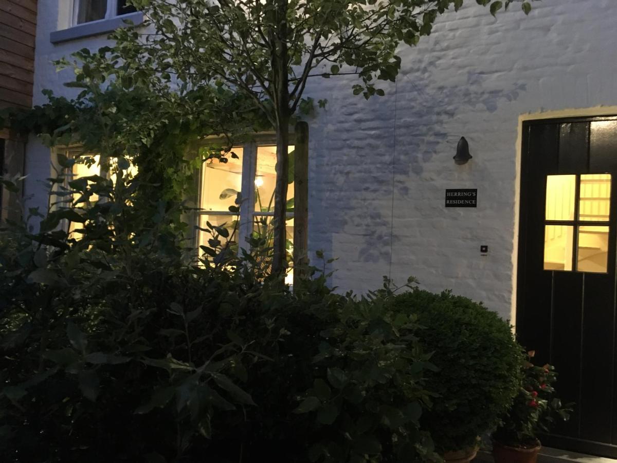 Bed & Breakfast The Herring's - Stylish Private With Breakfast In Historic Center - Adults-only Brugge